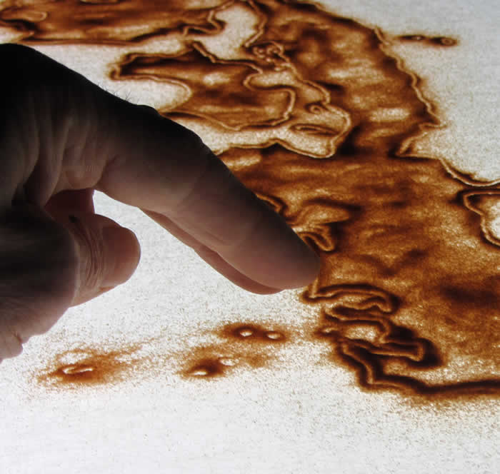 Live sand art David Myriam